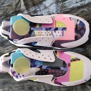 Multi-colored sneakers Nike